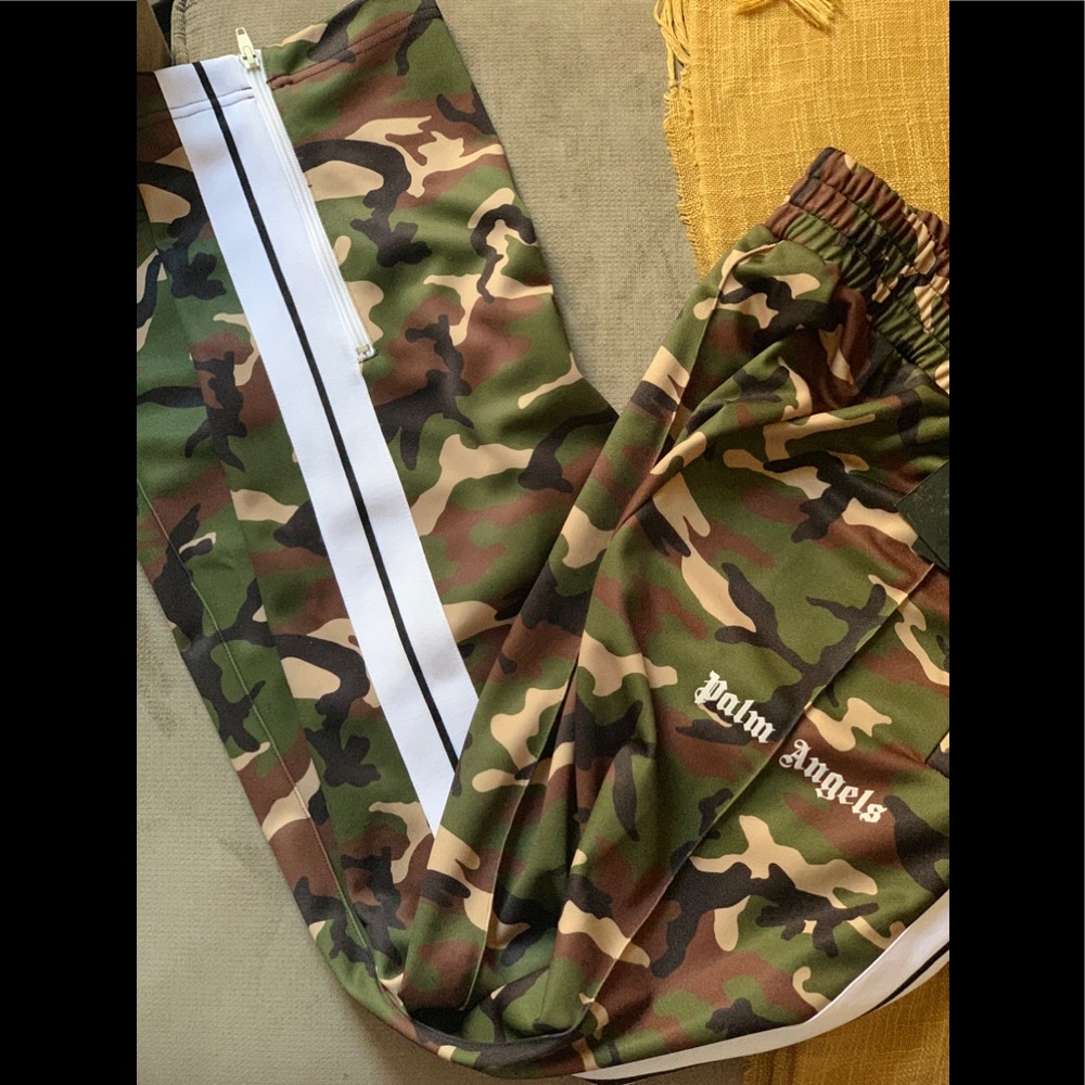 SOLD- Palm Ángels New camo track Pants